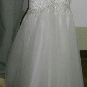 продам. красивое свадебное платье