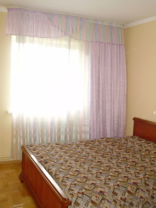 Сдам дом с отдельными  комнатами  рядом с центром Козявкина в Трускавц 2