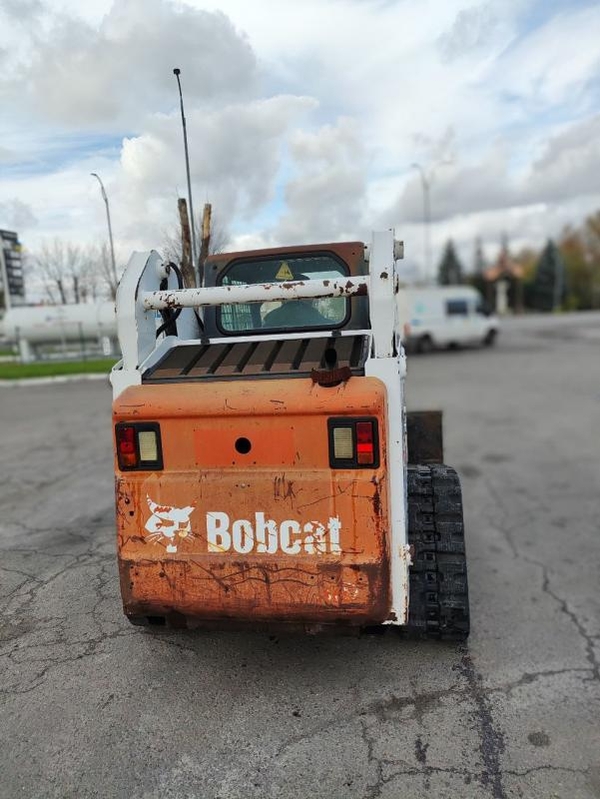 Продам фронтальний навантажувач Bobcat T190 4