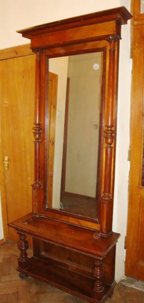 Продам дзеркало кінця 19-го століття